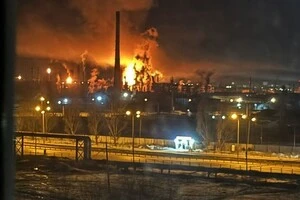 Четвертий за обсягами переробки нафтопереробний завод РФ призупинив свою діяльність