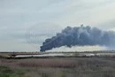 Сили оборони уразили нафтобазу в окупованій Феодосії: вогонь досі не можуть загасити (відео)