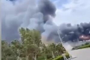 Оголошене двотижневе перемир'я порушено новими ударами