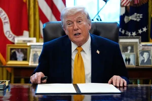 Трамп застеріг Іран від запровадження зборів за прохід через Ормузьку протоку