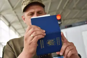 Після запровадження дозволу до країн ЄС могли виїхати близько 400 тис. українських чоловіків