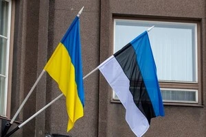 Щодо мовного бар’єра, то на початковому етапі багато українців спілкуються російською, однак естонці ставляться до цього з розумінням