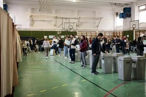 Висока активність спостерігається як у великих містах, так і в сільських регіонах