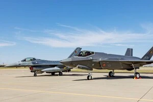 Бельгійський F-16 та F-35