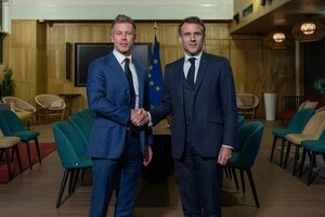 Макрон привітав Мадяра з перемогою на виборах в Угорщині