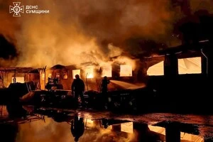 Ворог атакував Сумщину: спалахнула масштабна пожежа