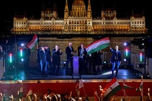 Мадяр виступив на переможному мітингу в Будапешті