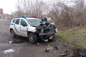 Службовий автомобіль зазнав значних пошкоджень