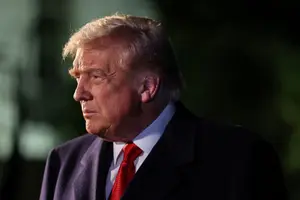 12 квітня Трамп пригрозив заблокувати Ормузьку протоку