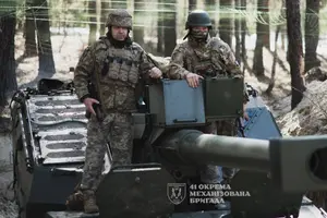 Українські військові продовжують утримувати оборону на нових позиціях