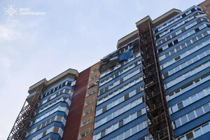 Дрон влучив у багатоповерхівку у Шевченківському районі