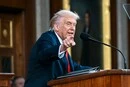 Суд відхилив позов Трампа до The Wall Street Journal через статтю про його зв’язки з Епштейном