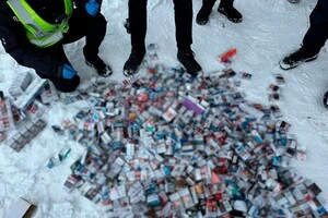 Серійні крадіжки сигарет з кіосків у Києві: перед судом постануть двоє іноземців