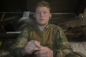 Суд зобов'язує матір звільненого з полону Дмитра Панчука повернути йому заробітну плату