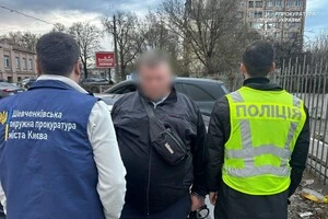 Усім затриманим повідомлено про підозри у зловживання впливом 