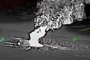 Українські воїни вдарили по ворожих цілях дронами FP-2