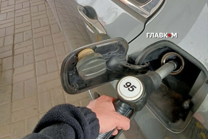 Ціни на пальне 17 квітня 2026: скільки коштують бензин, дизель та газ на АЗС