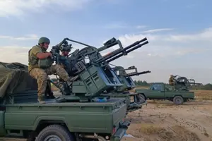 Влада закликає перебувати в укриттях до кінця повітряної тривоги