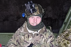 Денис Чумак за кермом свого катера