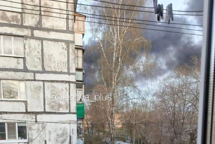 У Самарській області безпілотники атакували НПЗ