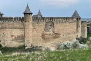 У 2007 році за результатами всеукраїнського опитування Хотинську фортецю визнали одним із «Семи див України»