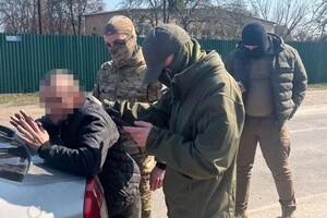 Чоловік усвідомлював, що спілкується з представником держави-агресора, але погодився на співпрацю