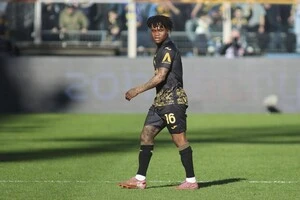 Гіфт Орбан почубився з тіфозі