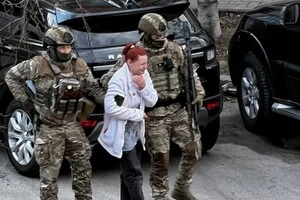 Бійці КОРДу виводять заручників