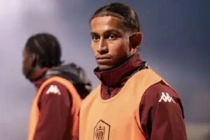 Французький тінейджер після порятунку з пожежі в Швейцарії підписав контракт з клубом