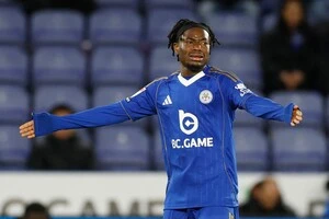 Гучне падіння «лисиць» в трясовину триває