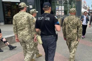 За словами Івана Вигівського, участь у мобілізації є додатковим навантаженням для поліції, яка має виконувати свої основні правоохоронні функції