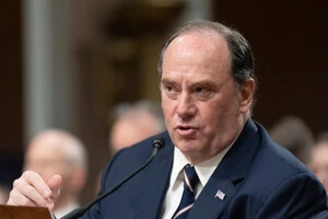 Джон Фелан втратив посаду після суперечки з міністром оборони Пітом Гегсетом та його заступником