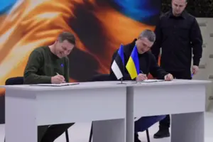 Естонія підтвердила рішення спрямовувати щонайменше 0,25% ВВП на допомогу Україні 