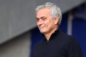 Жозе Моурінью не поспішає з кар'єрними рішеннями