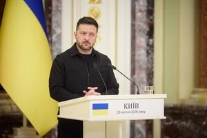 Гроші від ЄС витратять на озброєння та захист енергетики, запевняє Зеленський 