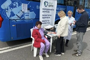 У мобільному пункті вакцинації можна отримати консультацію лікаря та зробити щеплення 