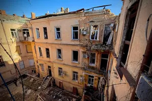 Уночі 27 квітня окупанти завдали ударів по житловому сектору та цивільній інфраструктурі Одеси