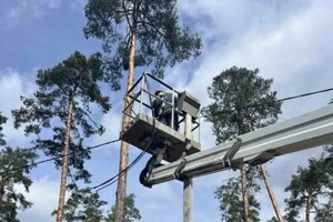 За тиждень ДТЕК повернув світло 237 тисячам родин після ворожих атак