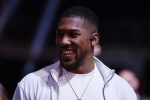 Ентоні Джошуа перший бій у році проведе проти албанця Крістіана Пренги