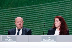 Лізе Клавенесс виступає за невтручання політики у футбол