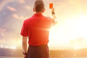 В УЄФА повідомили, що арбітр, ім'я якого не називається, не призначатиметься на ігри під егідою організації