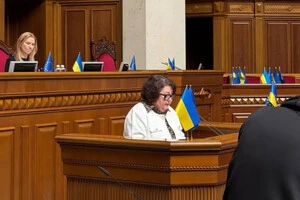 Олена Київець стала народною депутаткою