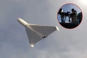 У Києві лунають вибухи, працює ППО