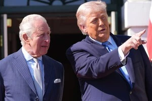 Американський президент позитивно відгукується про британського монарха