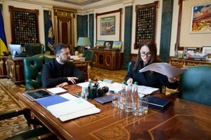 Зеленський: «Домовились із премʼєр-міністром про перегляд пріоритетів відповідної політики та нові кадрові підходи»