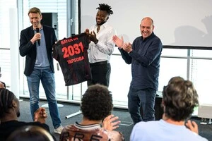 Едмонд Тапсоба залишиться в Леверкузені