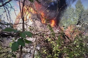 Рятувальники понад дві години ліквідовували займання