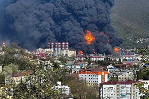 У Туапсе пожежа на нафтопереробному заводі
