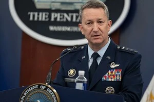 Генерал Ден Кейн