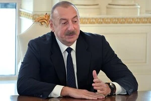 В Ірпені є парк, ліцей, музей та вулиця, названі на честь матері Ільхама Алієва